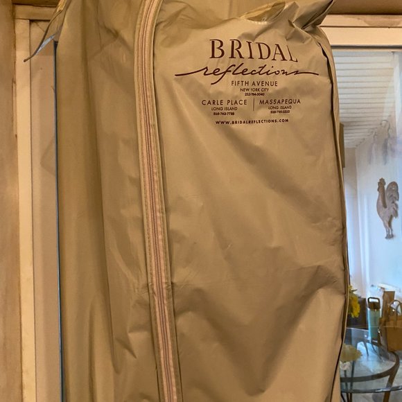 Mother of the Bride: Navy Gown - Picture 7 of 7